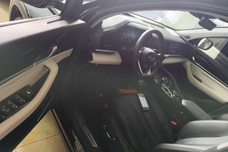 Used Geely Auto Monjaro L 2023 2.0TD High-Power Automatic Two-Wheel Drive Flagship Version