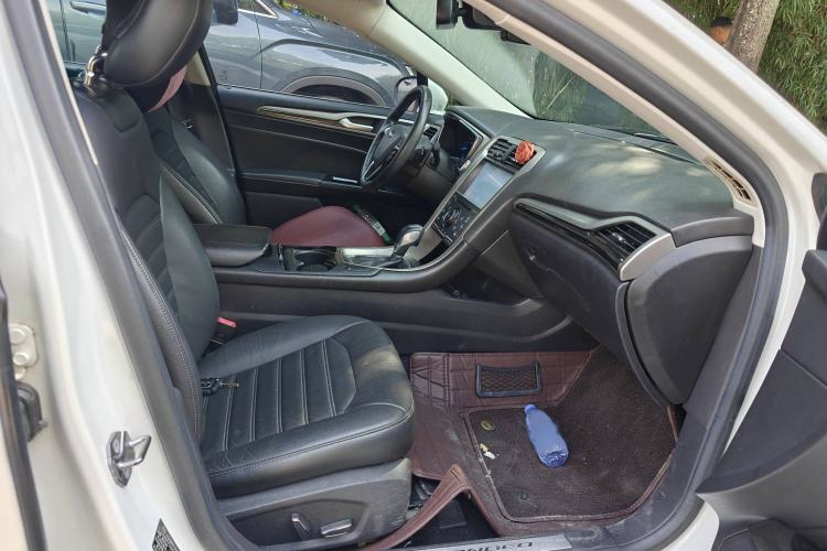 Used Ford Mondeo 2013 2.0L GTDi 200 Fashion Edition
