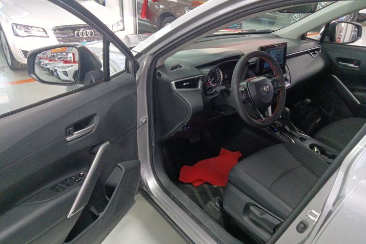 Used Toyota Corolla Cross 2022 2.0L Luxury Edition
