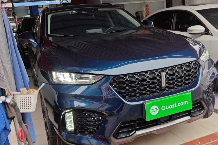 Used Wey VV7 2019 Upgraded Model 2.0T Flagship Version China VI