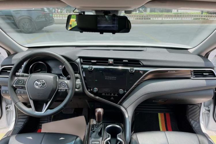 Used Toyota Camry 2019 Revised Version 2.0G Luxury Edition
