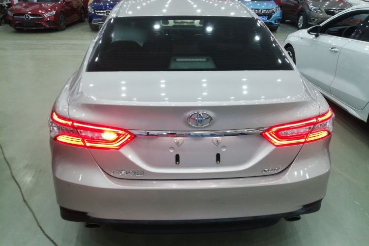 Used Toyota Camry 2019 Revised Version 2.0G Luxury Edition