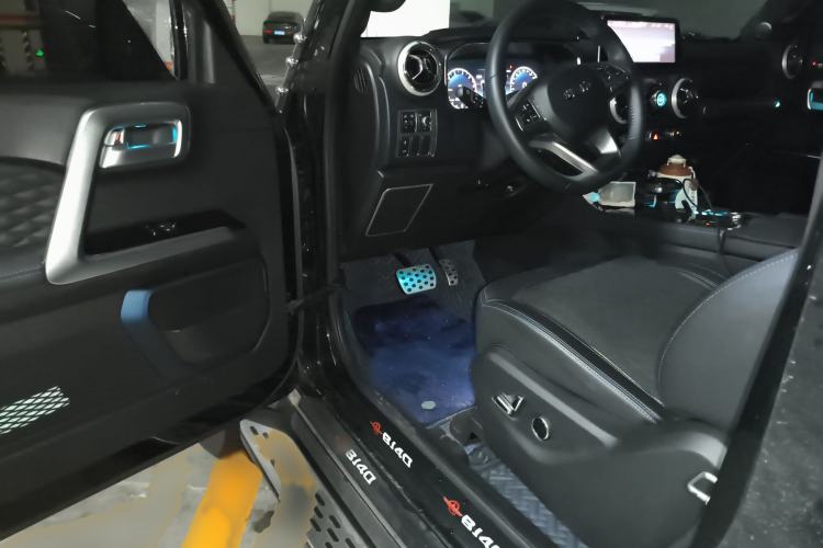 Used  BJ40 2020 2.0T Automatic Four-Wheel Drive Tribute Edition 2020 Xieke Version