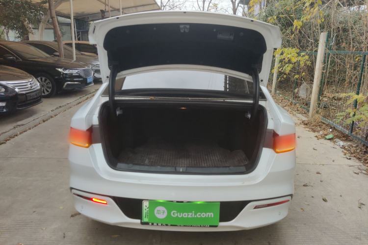 Used BYD Qin PLUS 2024 Honor Edition EV 510KM Beyond Model