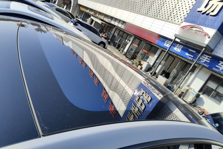 Used Tesla Model Y 2025 Updated Version Long-Range All-Wheel Drive
