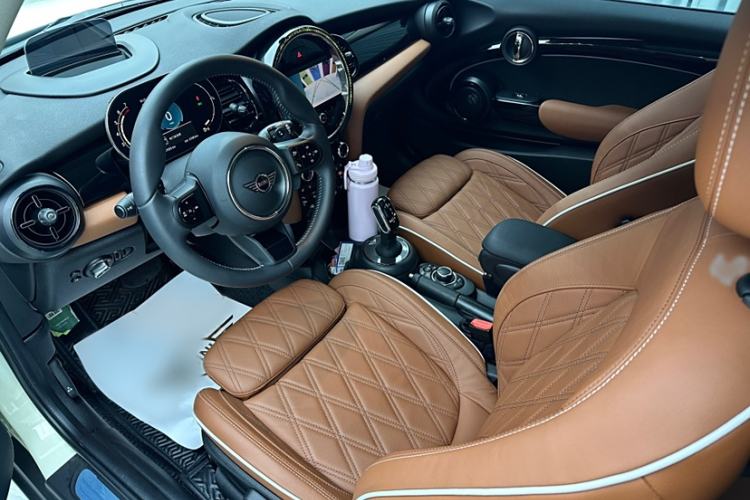 Used  MINI 2023 2.0T COOPER S Artist
