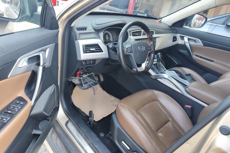 Used Geely Auto Emgrand X7 Sport 2016 1.8TD Automatic ZhiZun Version
