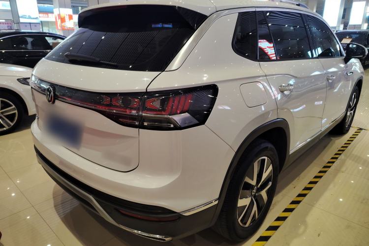 Used Volkswagen Tayron 2023 300TSI Two-Wheel-Drive Luxury Plus Advanced Edition
