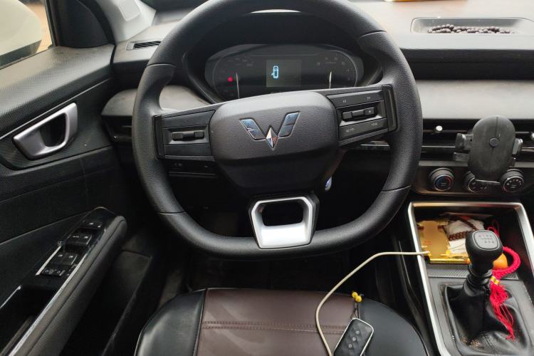 Used Wuling Alvez 2026 1.5L Manual Freedom Model