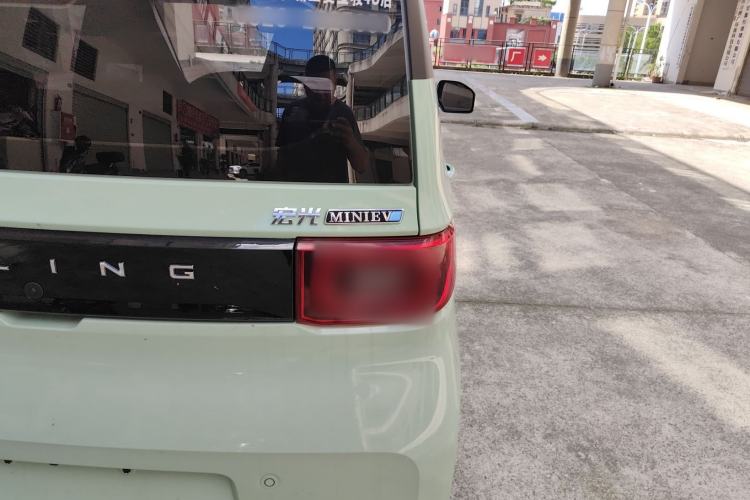 Used Wuling Hongguang MINIEV 2021 Macaron Premium Model – Lithium Iron Phosphate
