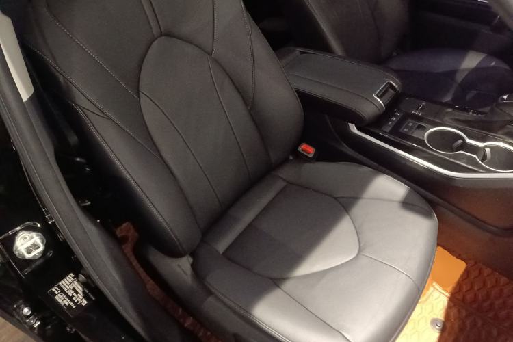 Used Toyota Highlander 2022 Dual-Engine 2.5L Four-Wheel Drive Prestige Version 7 Seats