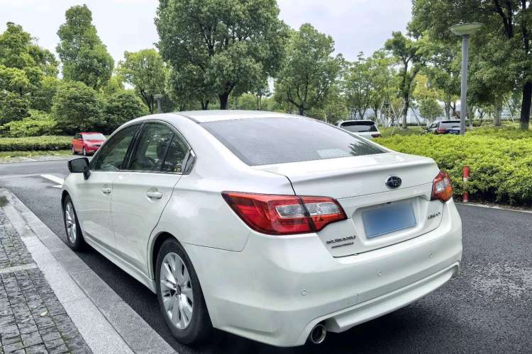 Used Subaru Legacy 2017 2.5i All-Wheel-Drive Fashion Edition
