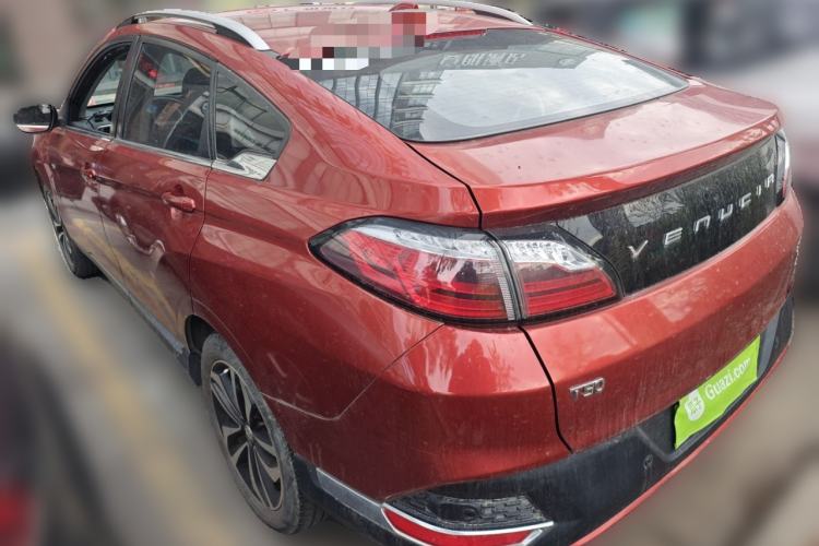 Used Venucia T90 2017 2.0L CVT Smart Edition
