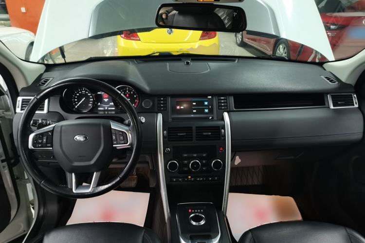 Used Land Rover Discovery Sport 2018 240 PS SE Version
