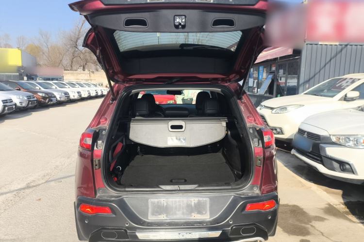 Used  Cherokee 2016 2.4L Professional Smart Version