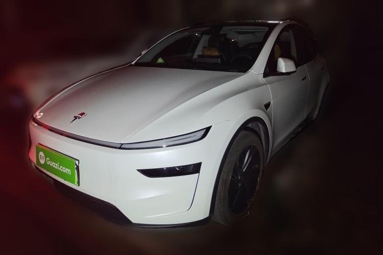 Used Tesla Model Y 2025 Rear-Wheel-Drive Version