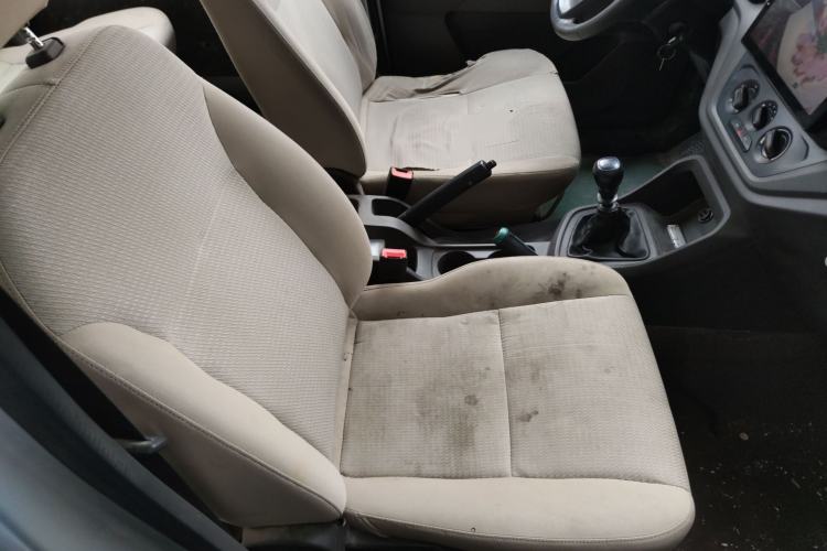 Used Wuling Hongguang V 2019 1.5L Jingqu Version China VI LAR