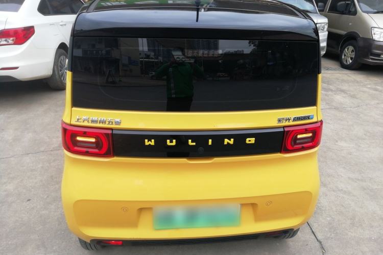 Used Wuling Hongguang MINIEV 2021 Macaron Premium Model – Lithium Iron Phosphate