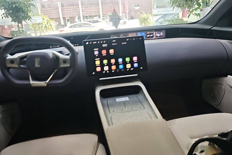 Used  12 2023 650 Three-Laser Four-Wheel Drive Performance Edition
