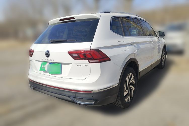 Used Volkswagen Tiguan L 2024 Outstanding Model 300TSI Automatic Two-Wheel Drive Longteng Edition
