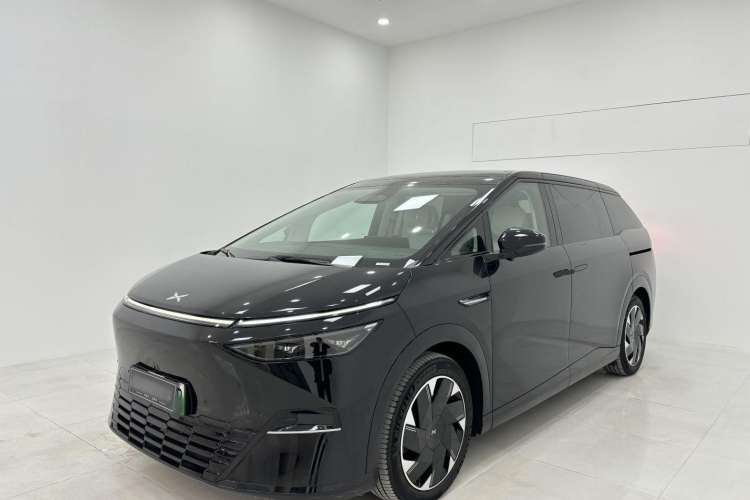 Used XPeng X9 2024 702 Ultra-Long Range Max
