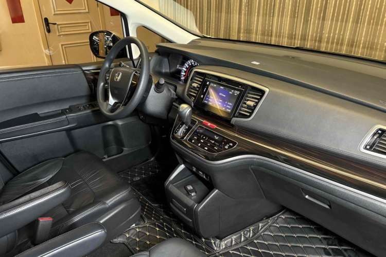 Used Honda Odyssey 2018 2.4L Luxury Edition
