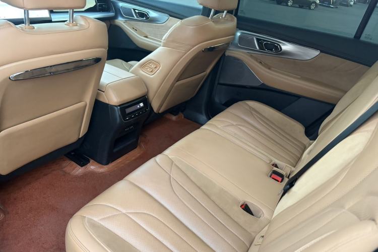 Used GAC Trumpchi ES9 2024 PHEV with 143 km Max