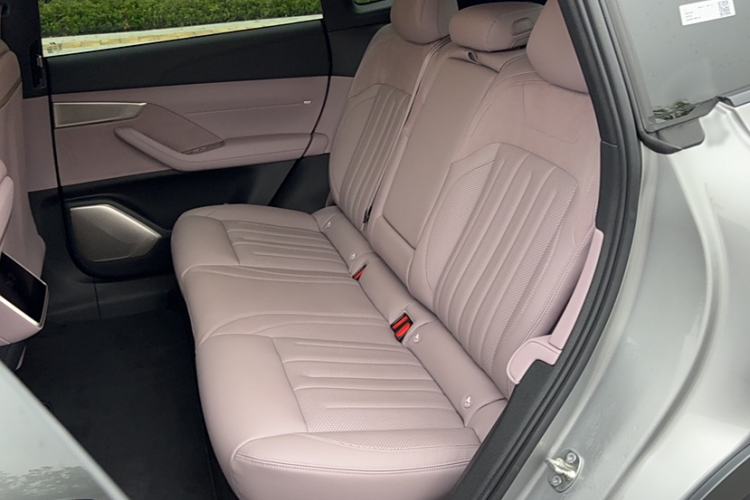 Used ONVO L60 2024 60 kWh Rear-Drive Version
