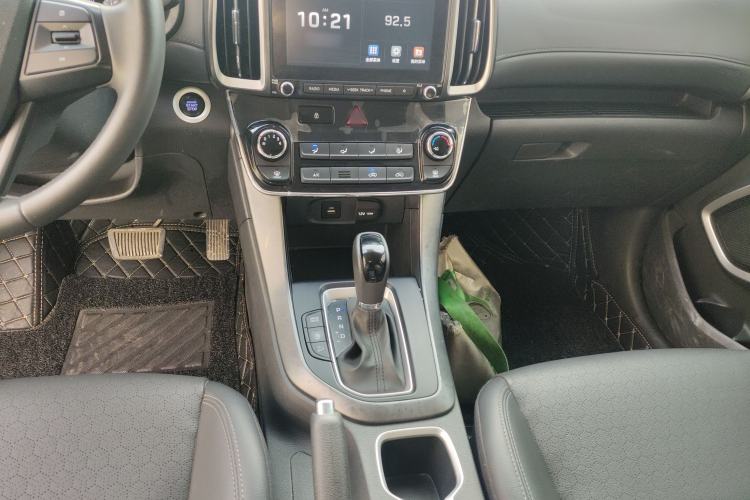 Used Hyundai ix35 2019 2.0L Automatic 2WD Zhiyong·Changxiang Edition China VI Standard
