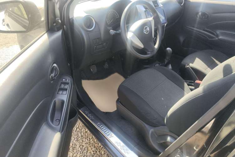 Used Nissan Sunny 2015 1.5XE Manual Comfort Edition