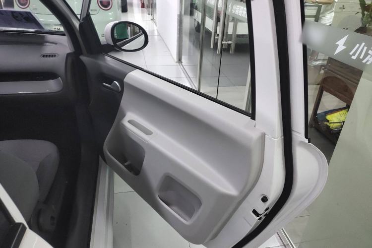 Used  Lumin 2023 301km Honey Dew Edition
