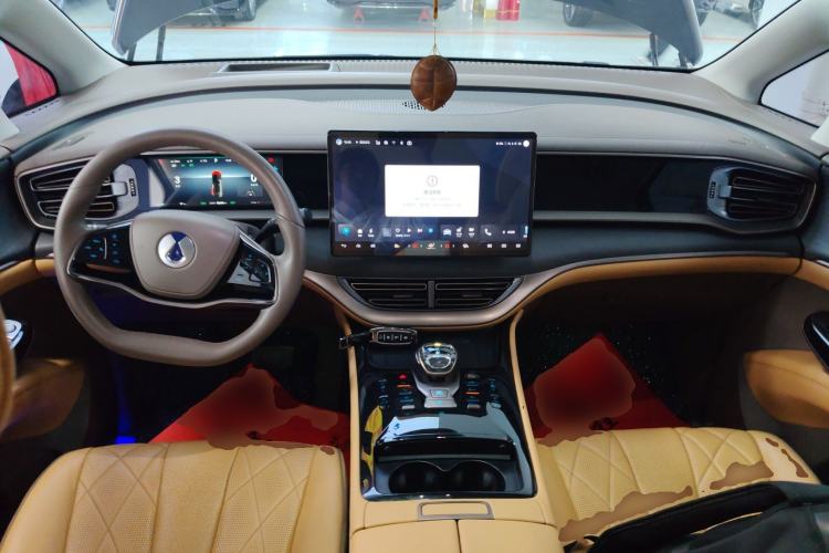 Used Denza D9 2022 DM-i 970 Four-Wheel Drive Prestige Model
