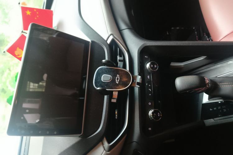 Used Chevrolet Orlando 2019 530T Automatic Mickey Custom Edition (5+2 Seats) – China V Standard
