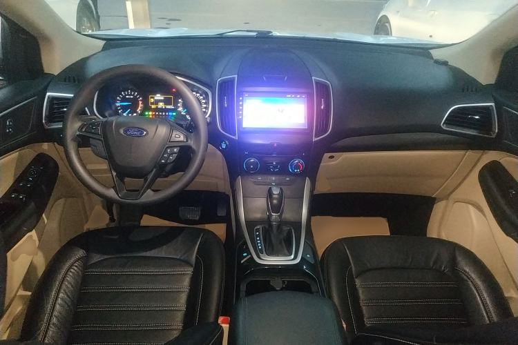 Used Ford Edge 2016 EcoBoost 245 Two-Wheel-Drive Titanium 5-Seater
