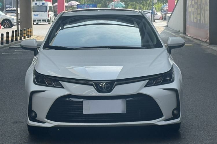 Used Toyota Corolla 2021 Dual-Motor 1.8L E-CVT Elite Edition
