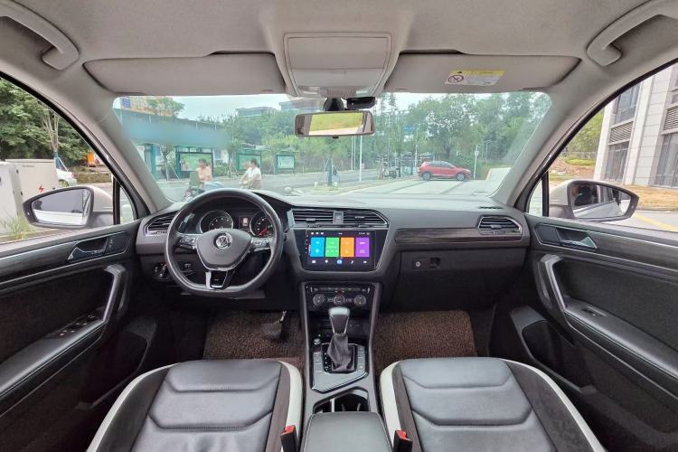 Used Volkswagen Tiguan L 2017 330TSI Automatic Two-Wheel Drive Comfort Edition
