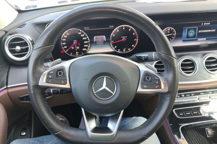 Used Mercedes-Benz E-Class 2017 E 200 L Sport 4MATIC
