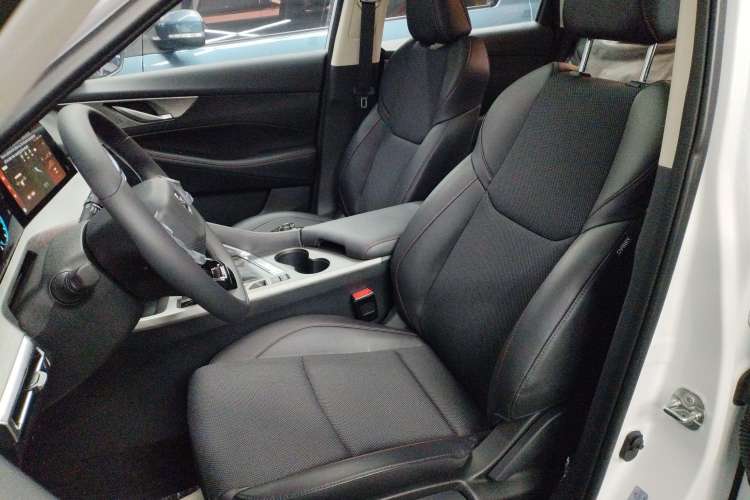 Used Changan CS35PLUS 2023 Enjoy Edition 1.4T DCT Luxury Model
