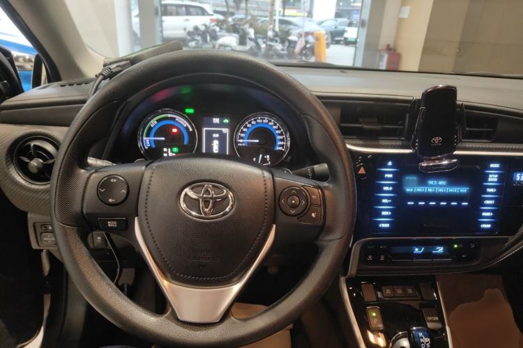 Used Toyota Levin 2017 Revised Dual-Engine 1.8H GS E-CVT Elite Sunroof Version China V Standard