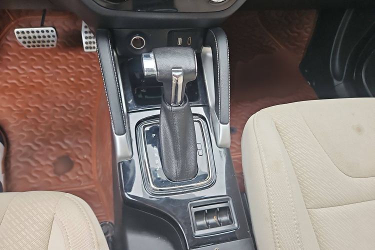 Used  Q35 2016 1.5L Automatic Cool Edition
