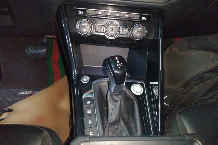 Used Volkswagen Tayron 2019 330TSI Two-Wheel Drive Luxury Model China VI Standard
