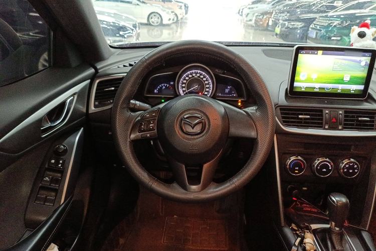 Used Mazda CX-4 2016 2.0L Automatic 2WD Blue Sky Dynamic Edition
