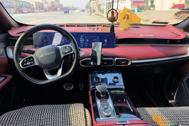Used JETOUR X70 PLUS 2021 1.6T DCT Pro 5-Seater
