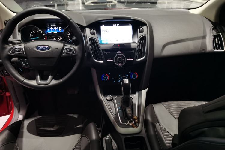 Used Ford Focus 2018 Hatchback Classic EcoBoost 180 Automatic Sport Edition