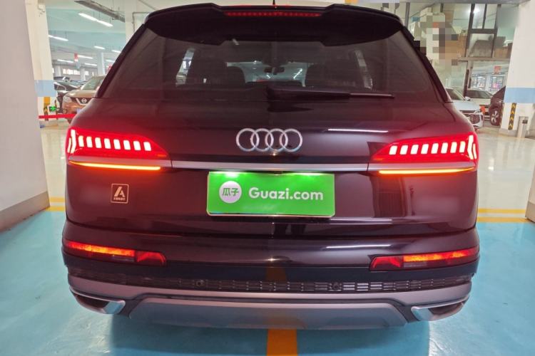 Used Audi Q7 2021 55 TFSI quattro S line Sport model