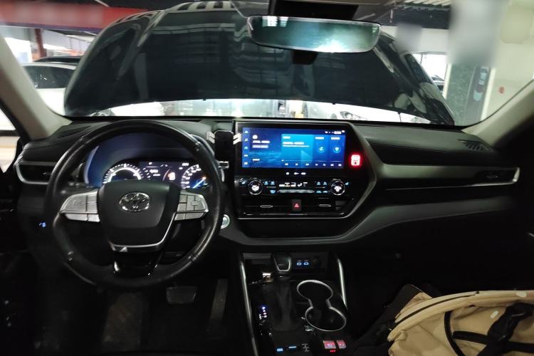 Used Toyota Highlander 2022 Dual-Engine 2.5L Four-Wheel Drive Prestige Version 7 Seats
