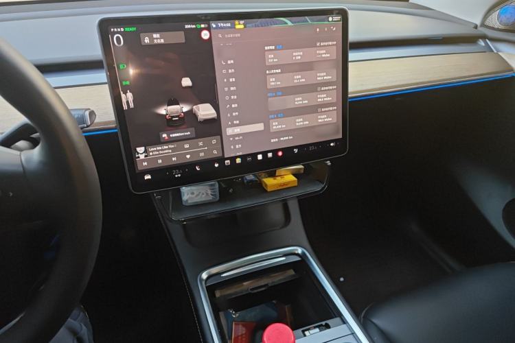 Used Tesla Model Y 2022 Rear-Wheel-Drive Version
