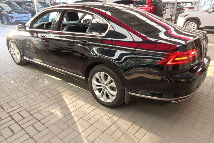 Used Volkswagen Magotan 2018 Facelift 330TSI DSG Luxury Model
