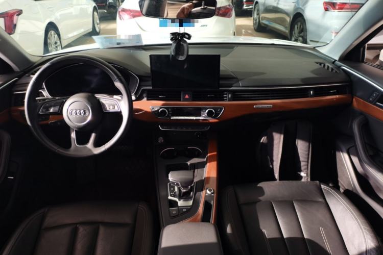 Used Audi A4L 2020 40 TFSI quattro Luxury Prestige Edition
