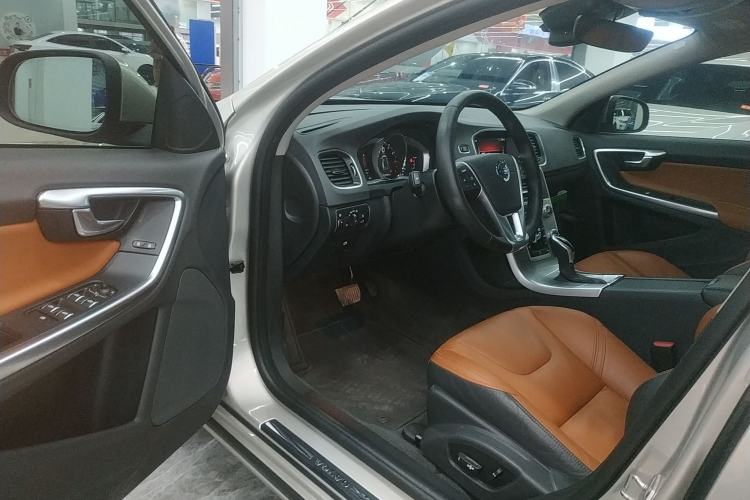 Used Volvo S60 2017 S60L T5 Intelligent Drive Edition
